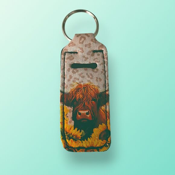 Woodgrain Highland Cow Keychain – Yellow Floral - Picture 2 of 8